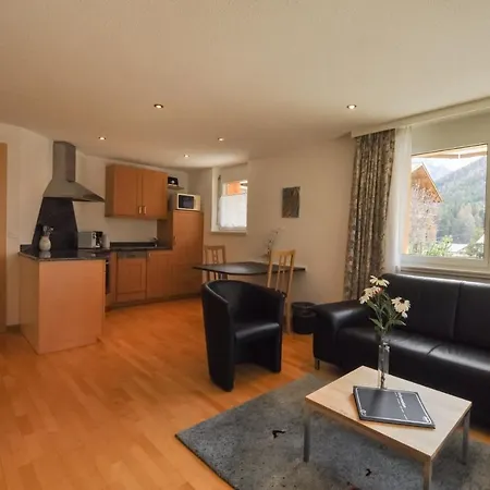 Haus Shangri-la Lägenhet *