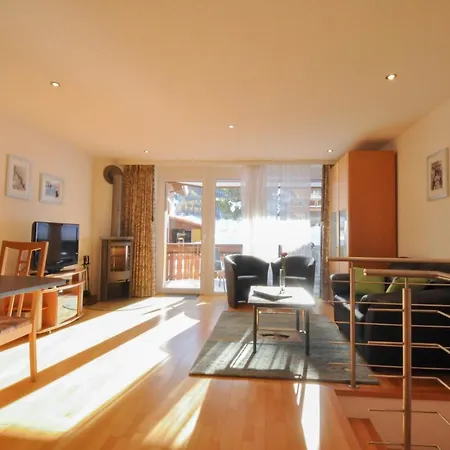 Haus Shangri-la Зас-Фе