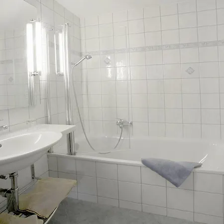 Haus Shangri-la * Зас-Фе